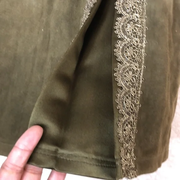 Alice + Olivia Womens Olive Green French Leather Suede Skirt SIZE 2 - Picture 3 of 9